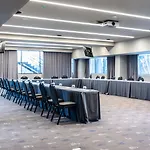 Meliá Aeroporto 4*
