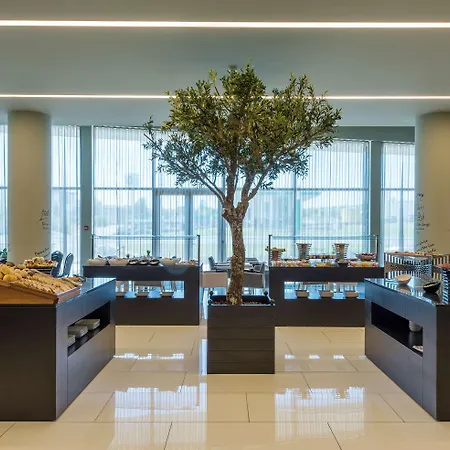 Melia Aeroporto 4* Лісабон