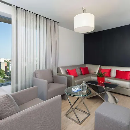 Melia Aeroporto Лісабон