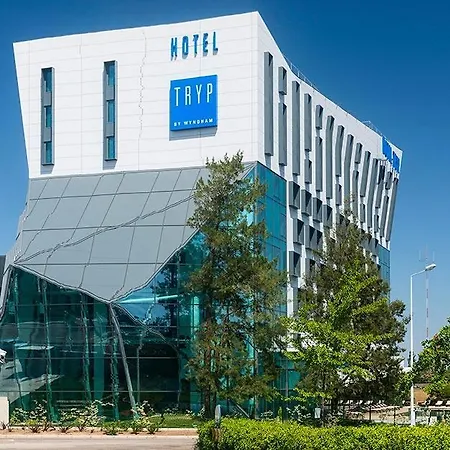 Hotel Meliá Aeroporto 4*