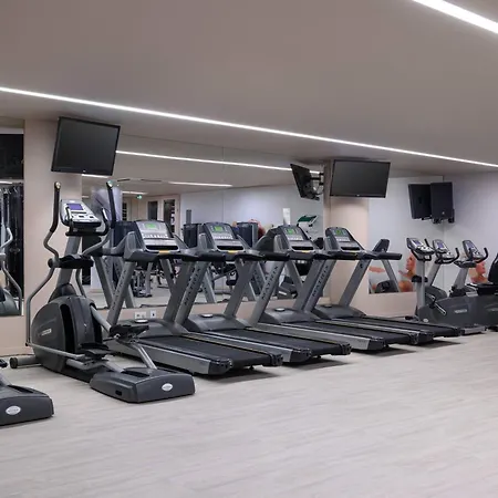 Melia Aeroporto Лісабон