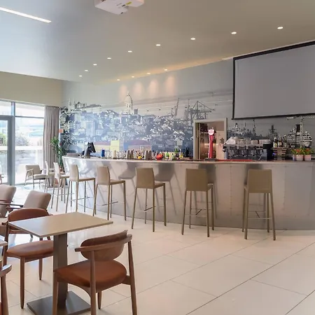 Melia Aeroporto Лісабон
