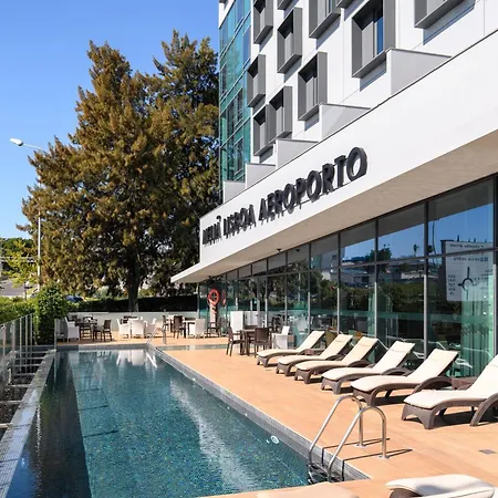 Готель Melia Aeroporto