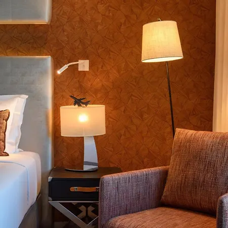 Melia Aeroporto 4*
