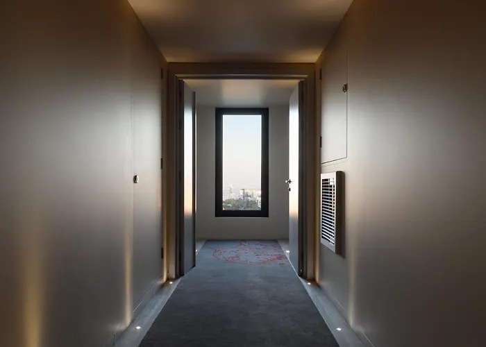 Melia Aeroporto Готель 4*