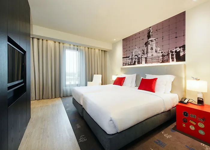 Melia Aeroporto Готель