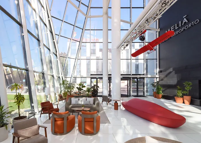 Готель Melia Aeroporto Лісабон