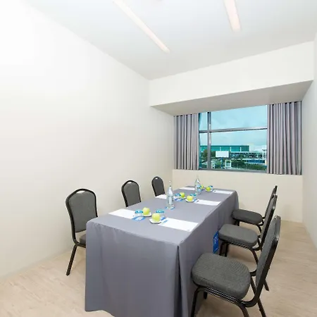 Melia Aeroporto 4* Lissabon