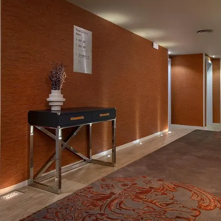 Melia Aeroporto Лісабон