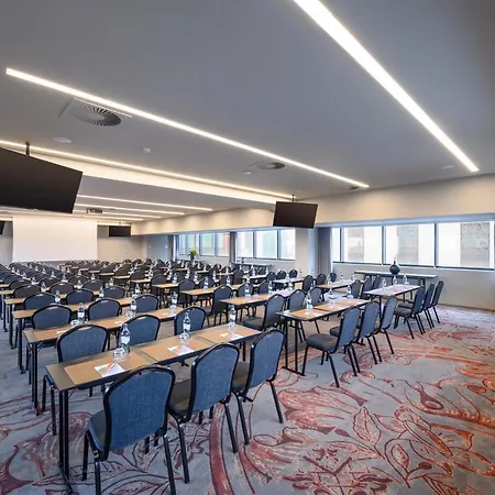 Melia Aeroporto Otel 4*